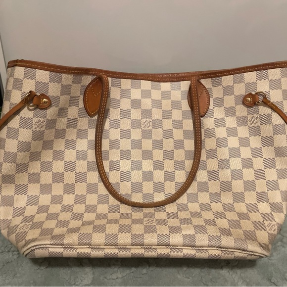 Sold - Picture 11 of 16